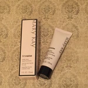BEIGE 1 Mary Kay Matte Wear Foundation NIB